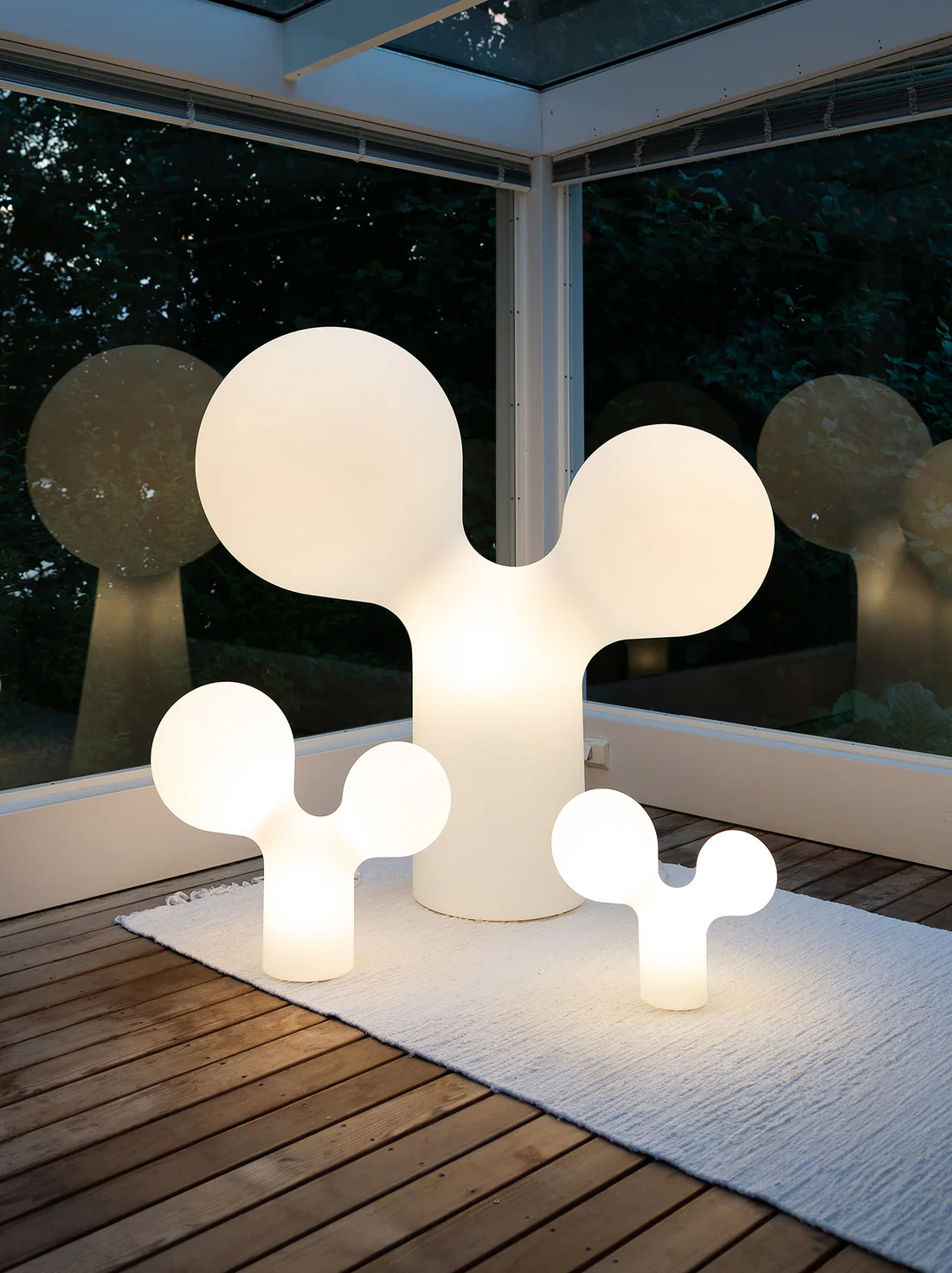 Eero Aarnio Studio Double Bubble S lamp