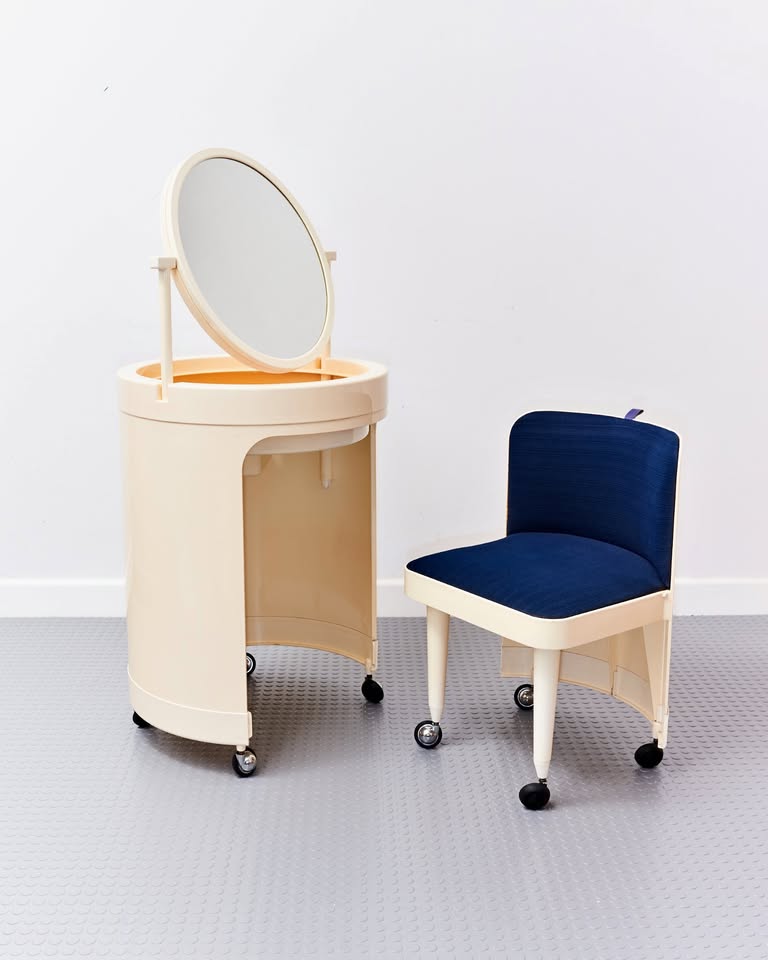 FBM Vintage Iconic Metamorphic ‘Silvi’ Vanity Set by Studio Kastilia Italy C.1970 Space Age