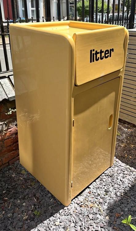 FBM Vintage Commercial Fibreglass Bin