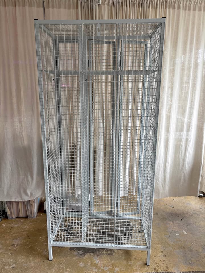 FBM Industrial metal locker
